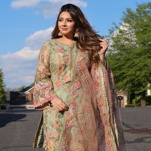 Meet your Posher, Misu